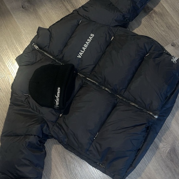 Coat & Hat - Picture 1 of 5